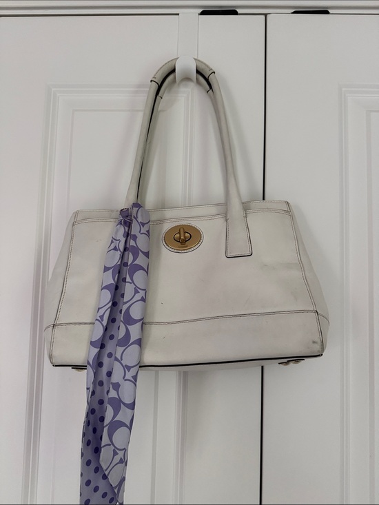 Coach Handbags - White Leather Shoulder Tote with Gold Turn-Lock